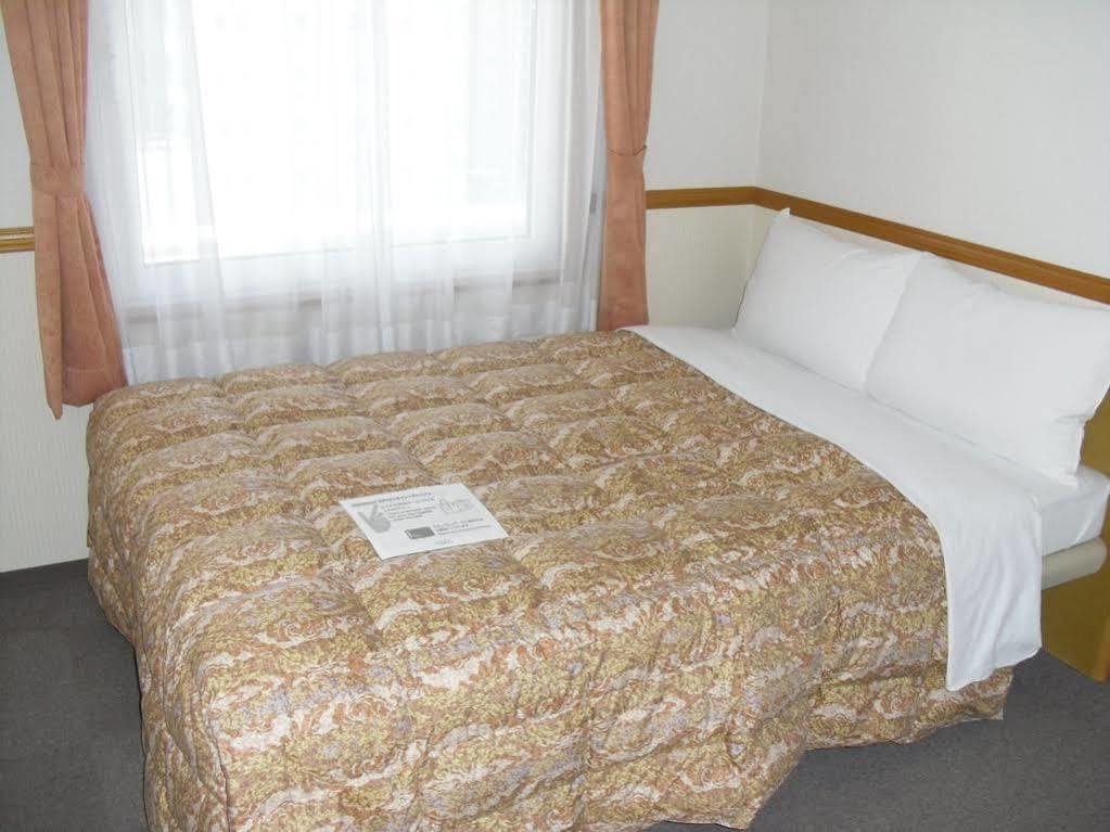 Toyoko Inn Sendai-Eki Nishi-Guchi Chuo Exterior photo