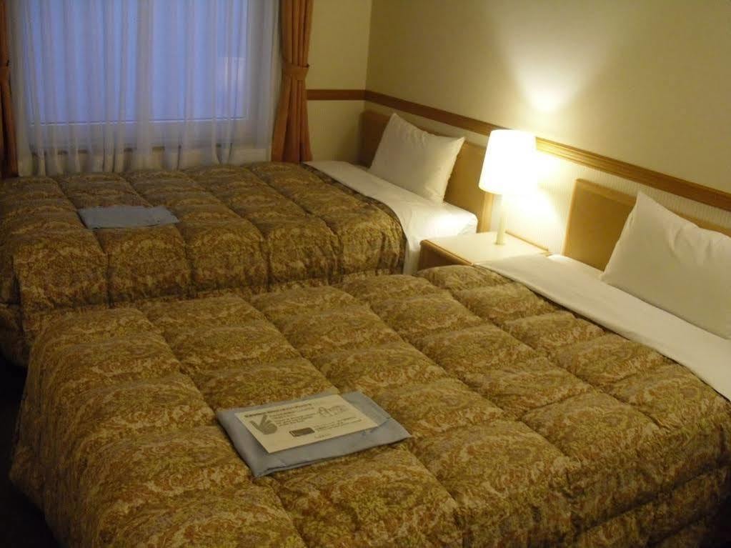 Toyoko Inn Sendai-Eki Nishi-Guchi Chuo Exterior photo